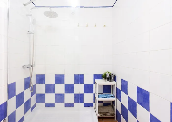 Home2book Sunny Getaway, Terrace & Pool 아파트 *